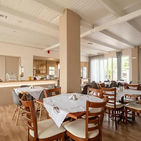 Marco Polo Otel Gouvia